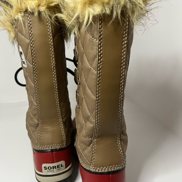 Sorel tall laced up boots waterproof - Picture 4 of 5